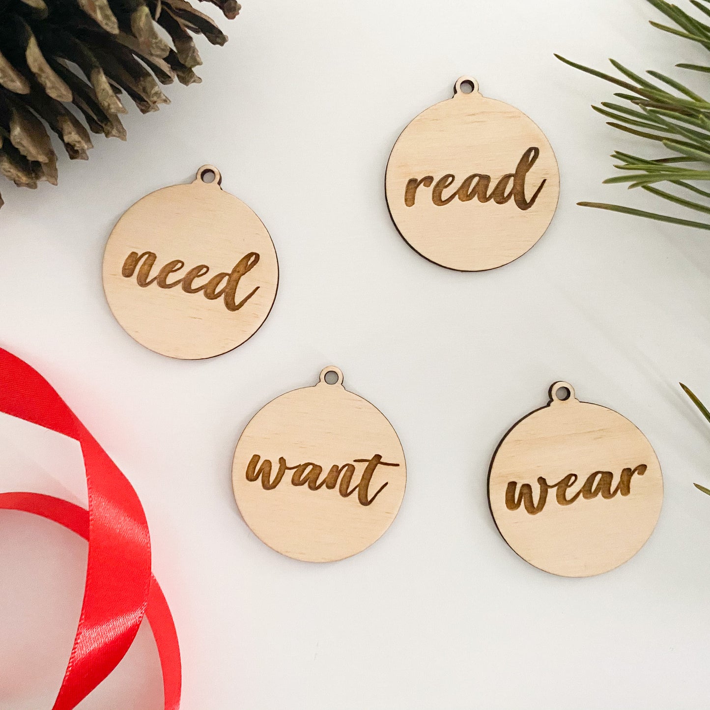 Want, Wear, Need, Read Round Tags